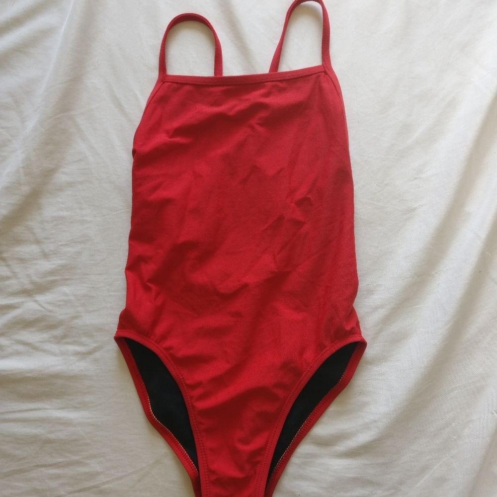 Red fix back jolyn